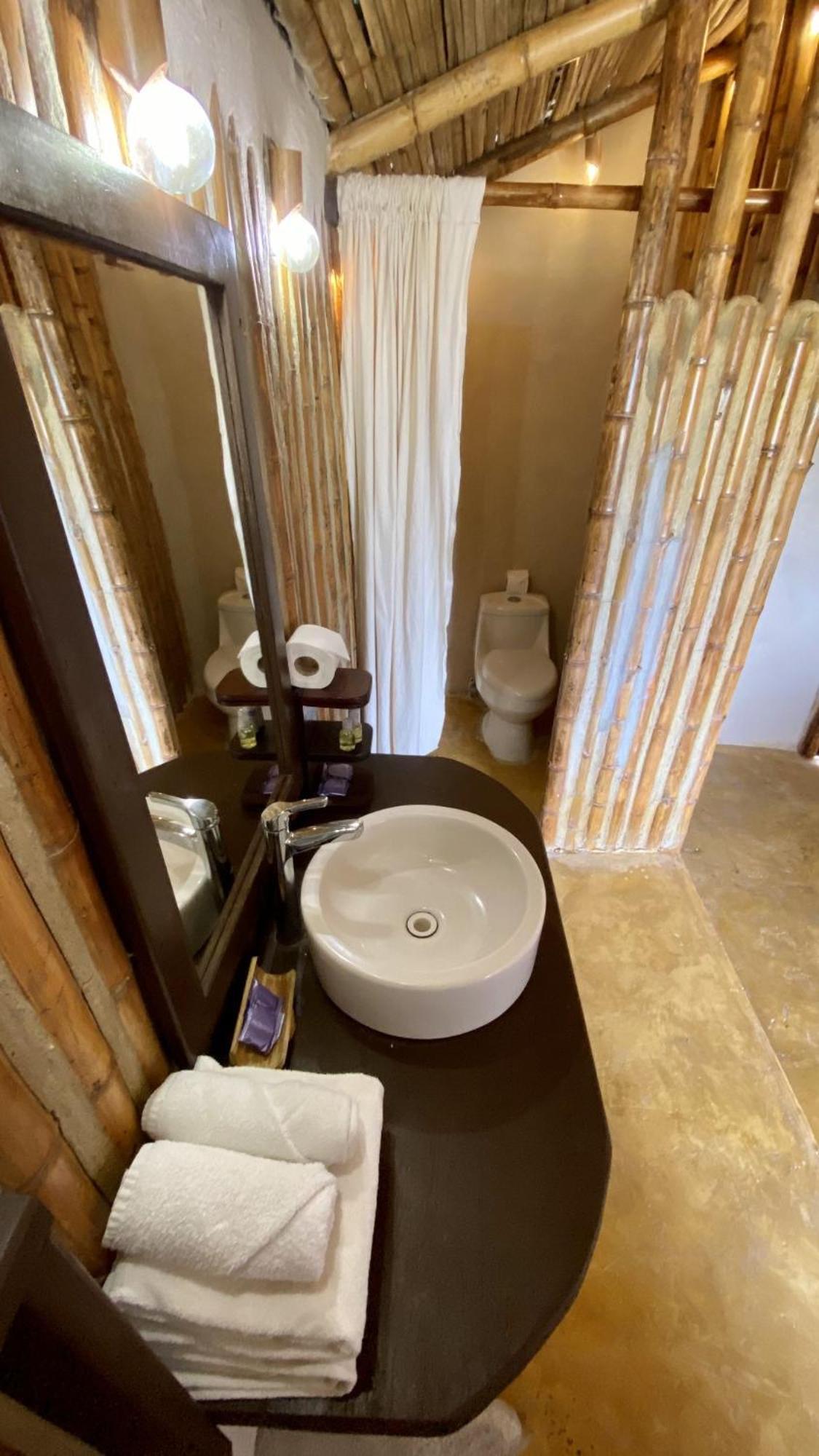 Eco Cabanas Bluekay Mahahual Bilik gambar